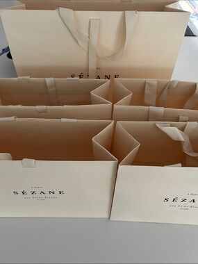 Sezane gift bags (7)